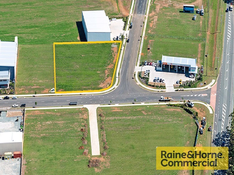 6 Russell Street, Kallangur QLD 4503