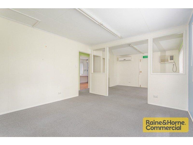 Arana Hills QLD 4054