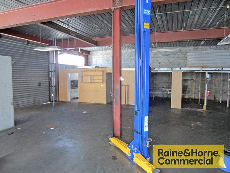 Everton Hills QLD 4053