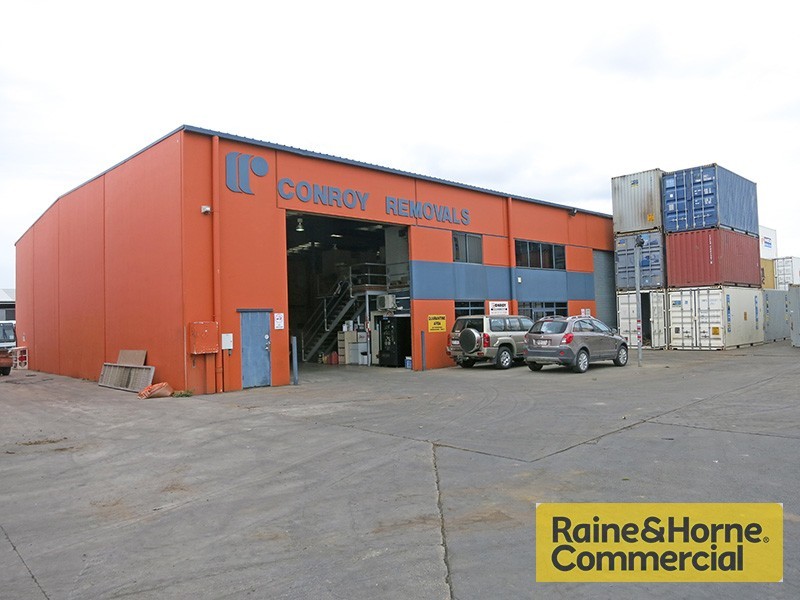 2/9-11 Boeing Place, Caboolture QLD 4510