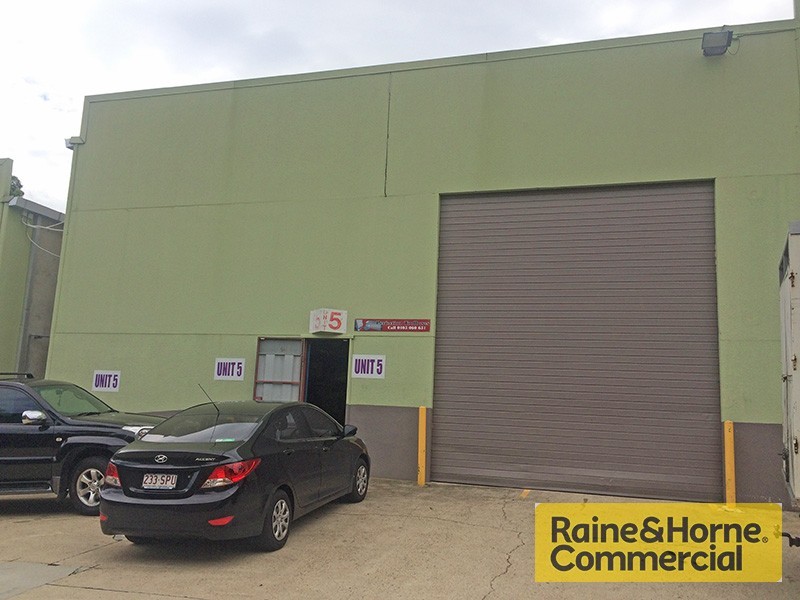 Everton Hills QLD 4053