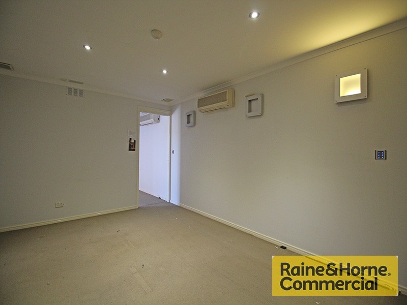 Office/28 Pritchard Road, Virginia QLD 4014