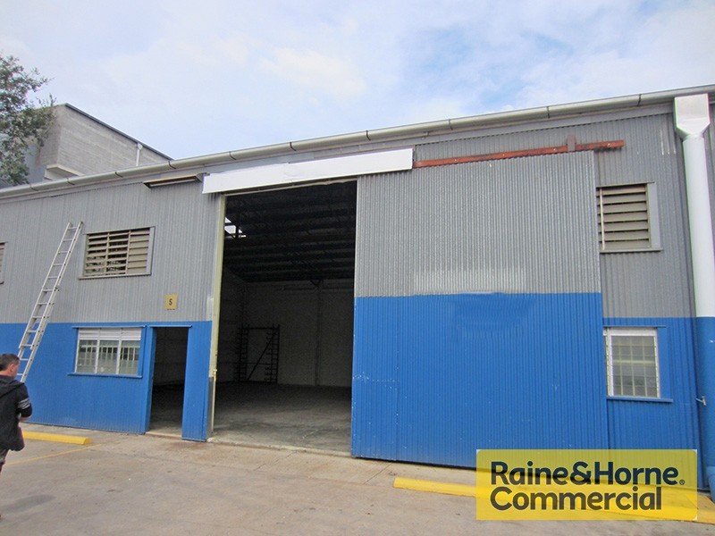 Arana Hills QLD 4054