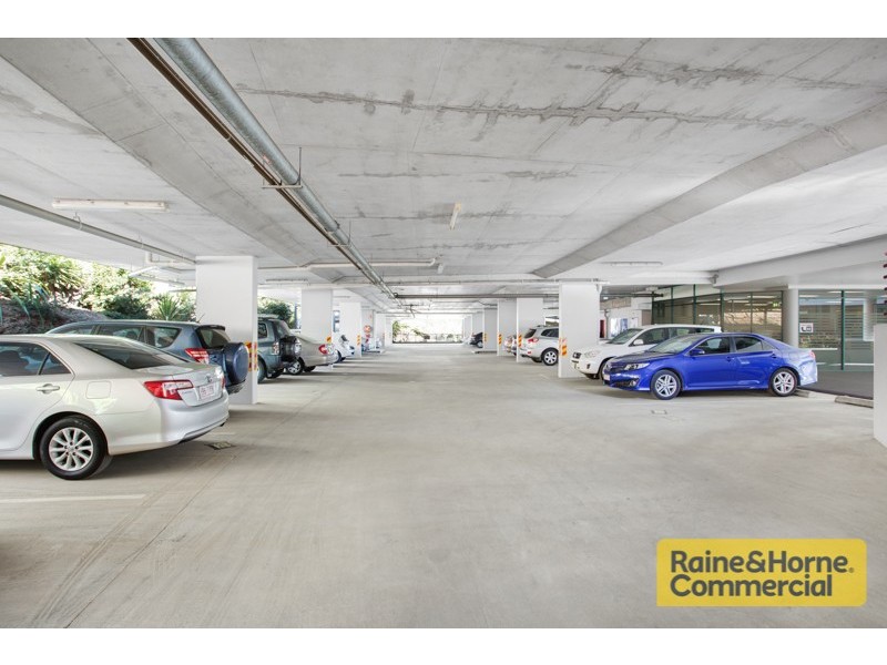 Everton Hills QLD 4053