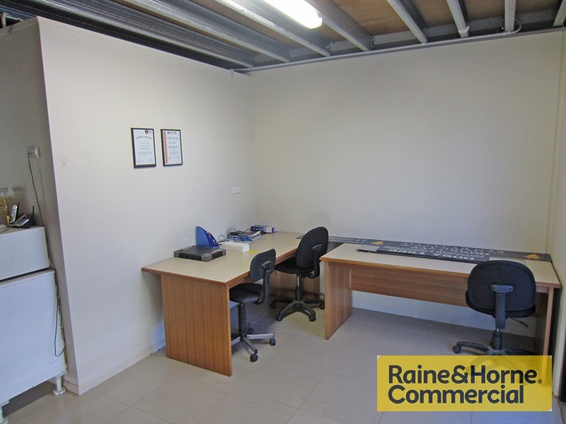 Arana Hills QLD 4054