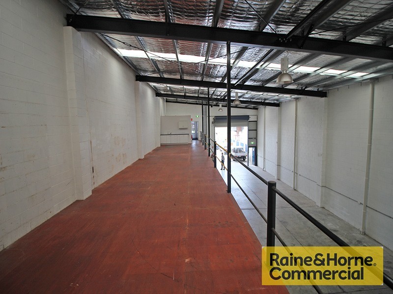 8 Storie Street, Clontarf QLD 4019