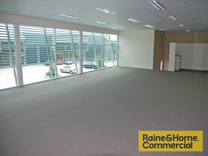 12/50 Parker Court, Pinkenba QLD 4008