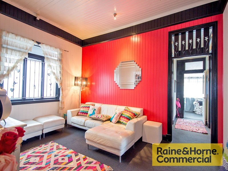 21 Mayneview Street, Milton QLD 4064