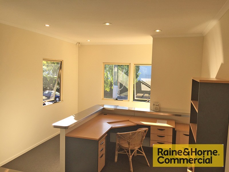 16 Holland Street, Northgate QLD 4013