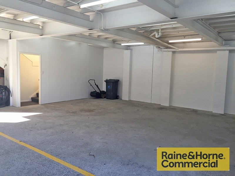 16 Holland Street, Northgate QLD 4013