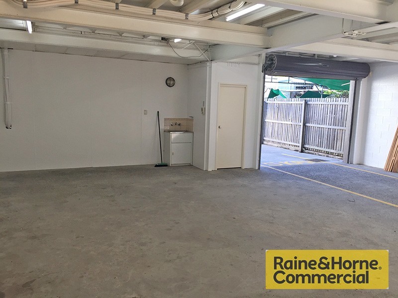 16 Holland Street, Northgate QLD 4013