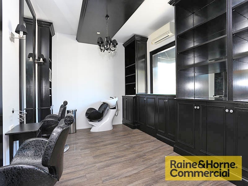 2/344 Sandgate Road, Albion QLD 4010