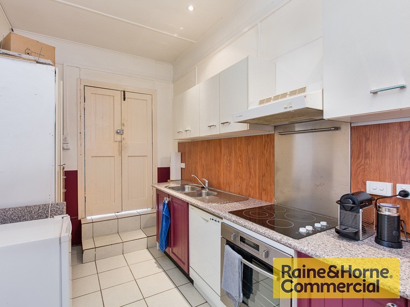 Wavell Heights QLD 4012