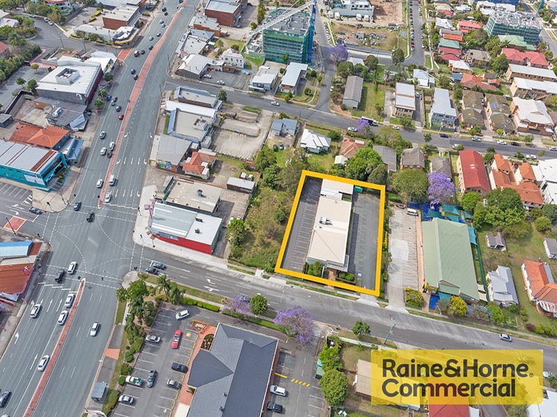 12 and 14 Kuran Street, Chermside QLD 4032