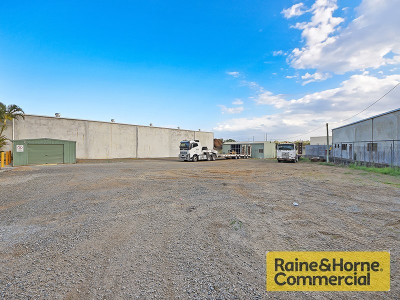 27 Deakin Street, Brendale QLD 4500