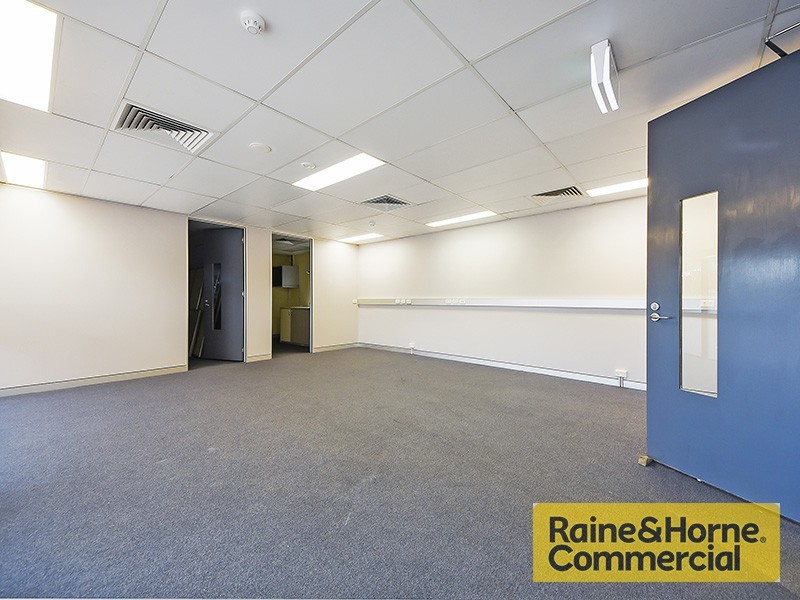 27 Deakin Street, Brendale QLD 4500