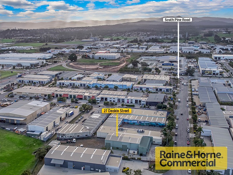 27 Deakin Street, Brendale QLD 4500