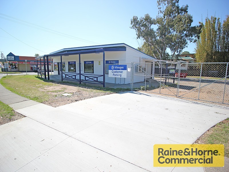 Showroom/225 Zillmere Road, Zillmere QLD 4034