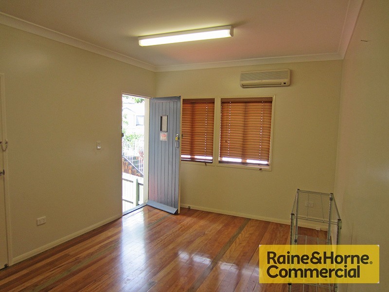 Wavell Heights QLD 4012