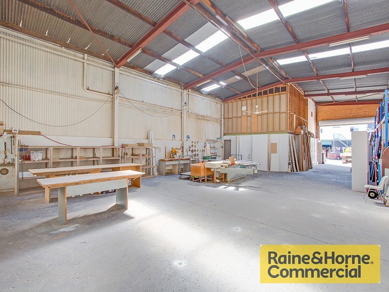19 Pedder Street, Albion QLD 4010