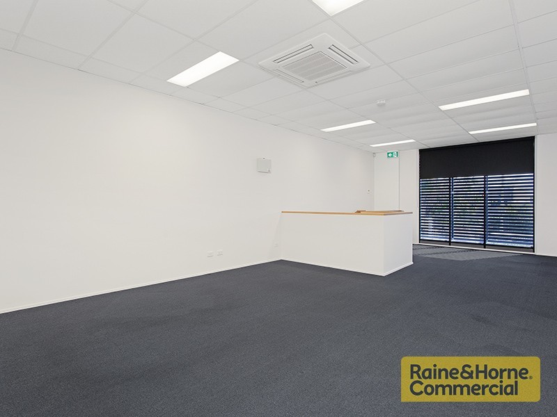 8 Huntington Street, Clontarf QLD 4019