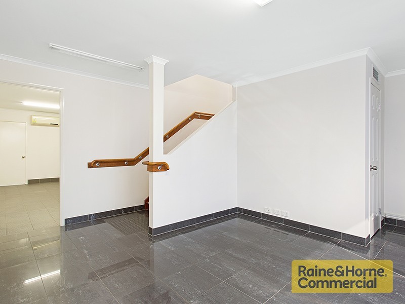 8 Huntington Street, Clontarf QLD 4019