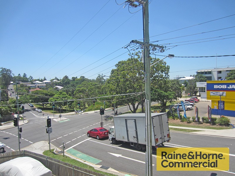 12 Moorak Street, Taringa QLD 4068