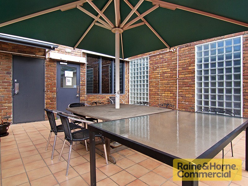 4 Higgs Street, Albion QLD 4010