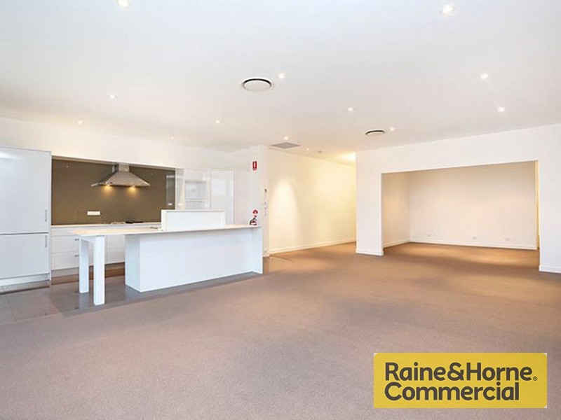 8/31 Thompson Street, Bowen Hills QLD 4006