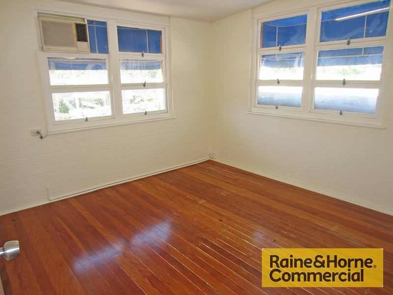 2059 Moggill Road, Kenmore QLD 4069