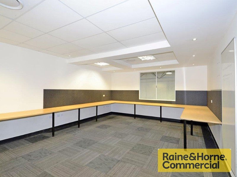 Office/72-74 Zillmere Road, Geebung QLD 4034