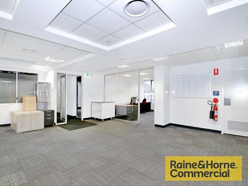 Office/72-74 Zillmere Road, Geebung QLD 4034