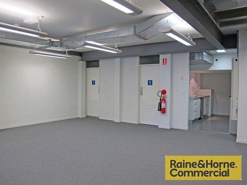 42 Doggett Street, Newstead QLD 4006