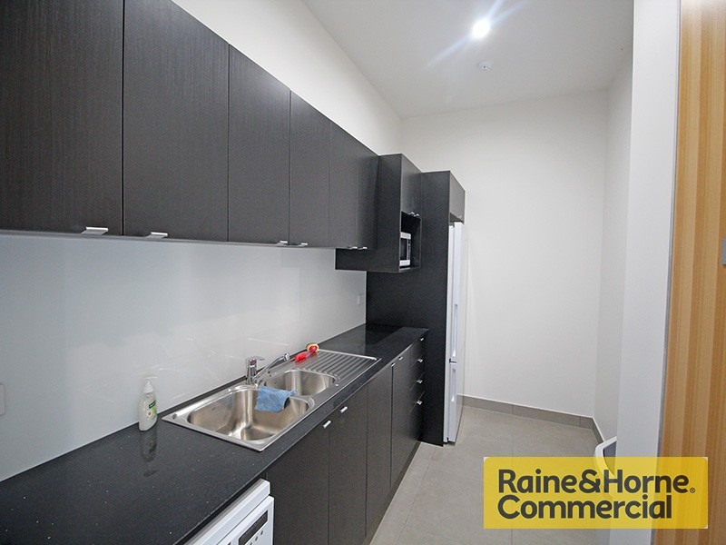 Building 5/2-4 Flinders Parade, North Lakes QLD 4509