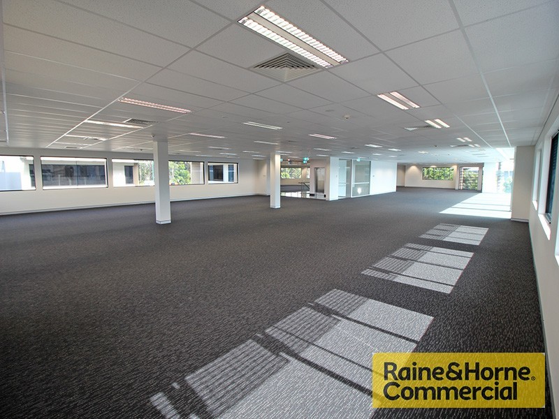 9and10/2-4 Flinders Parade, North Lakes QLD 4509