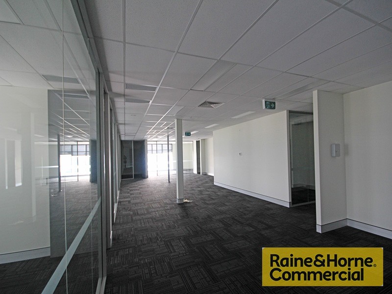 3/368 Earnshaw Road, Banyo QLD 4014