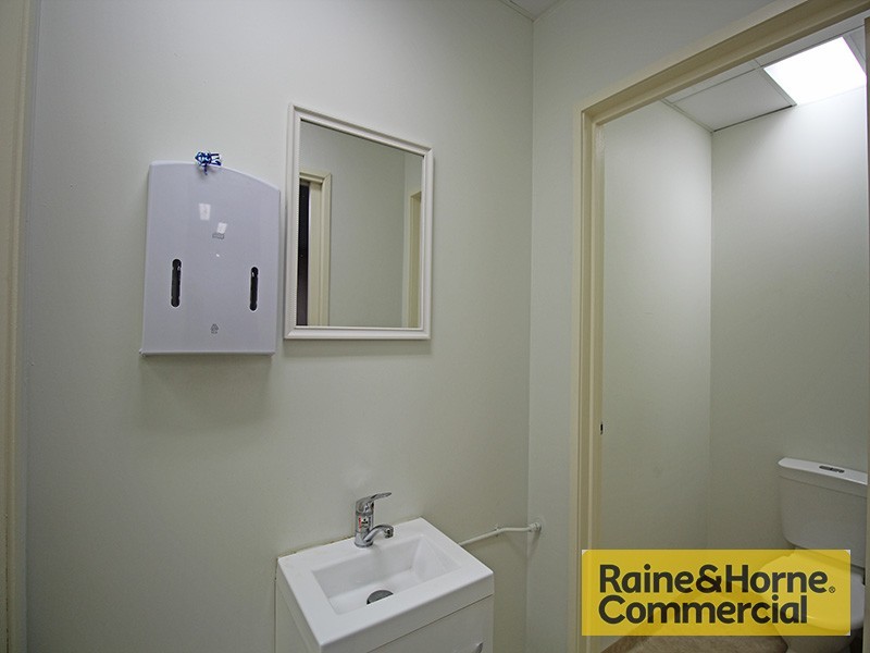 Suite 7/12 Lagoon Street, Sandgate QLD 4017