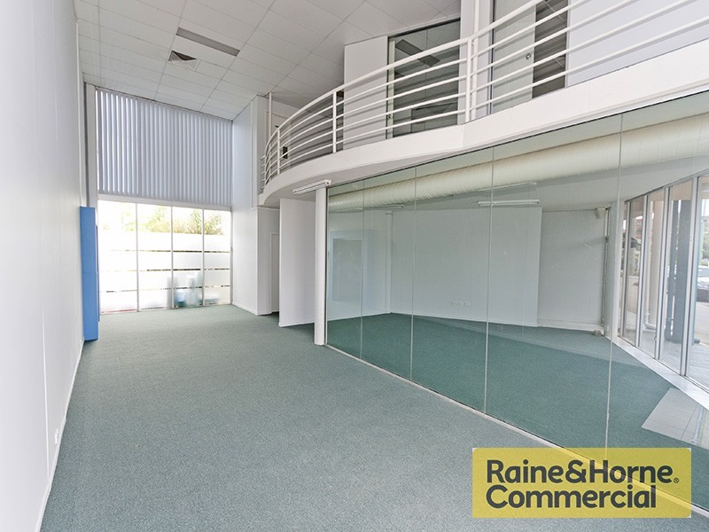 2/7 Camford Street, Milton QLD 4064