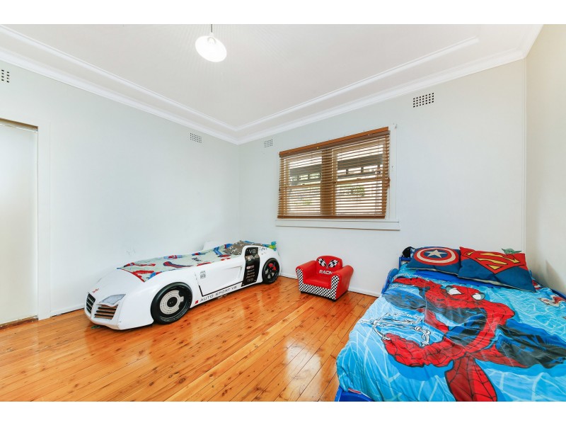 158 Slade Road, Bardwell Park NSW 2207