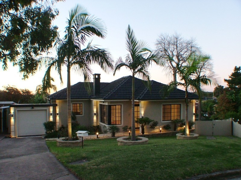 16 Olive Crescent, Peakhurst NSW 2210