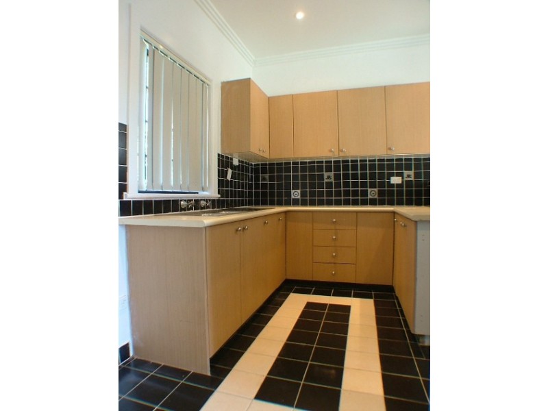 16 Olive Crescent, Peakhurst NSW 2210