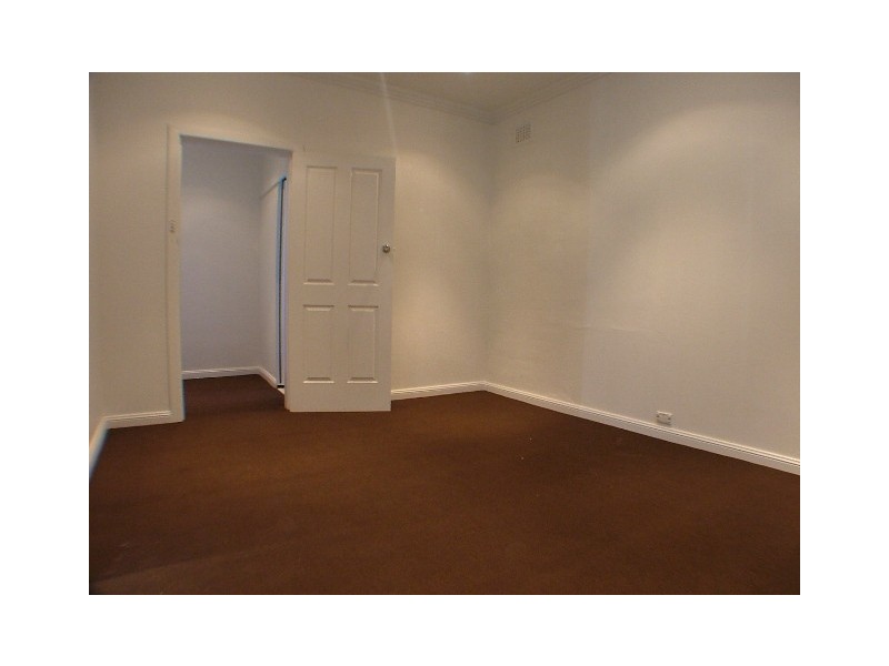 16 Olive Crescent, Peakhurst NSW 2210