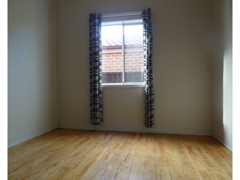 19 Station Street, Tempe NSW 2044