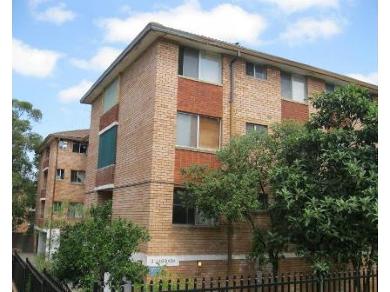 7/2 Forbes Street, Warwick Farm NSW 2170