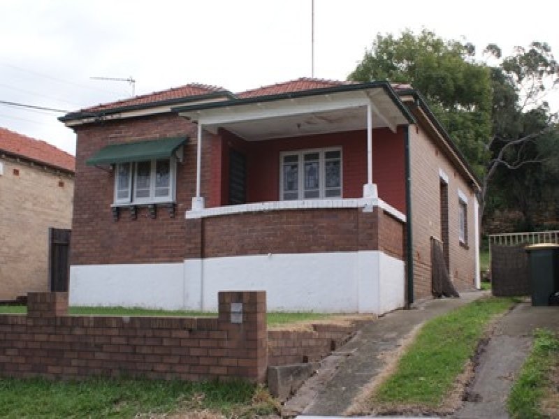 27 Bibby Street, Carlton NSW 2218