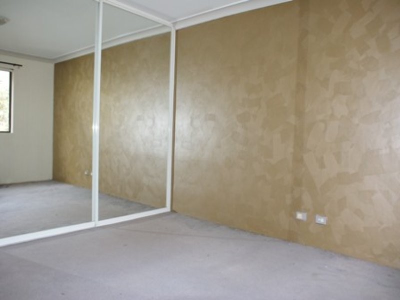 17 / 170 Greenacre Road, Bankstown NSW 2200