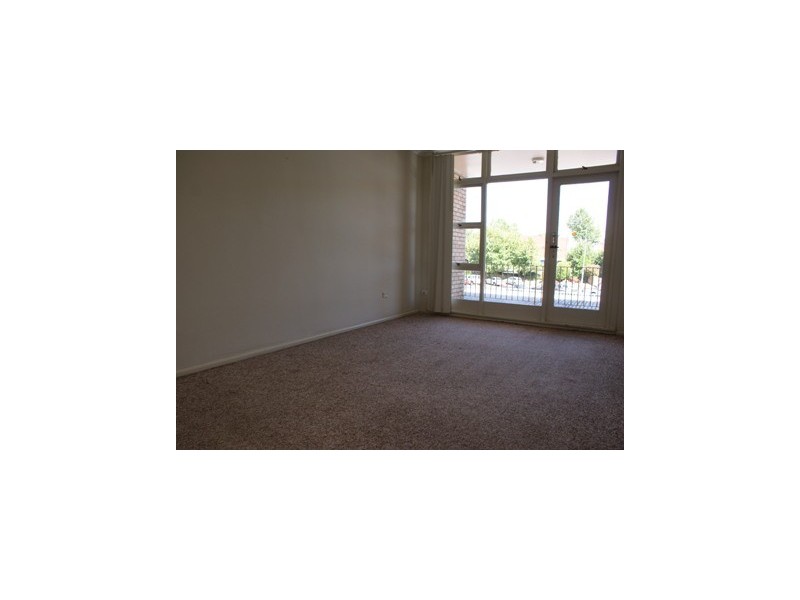 2a/8-20 Sarsfield Crircuit, Bexley North NSW 2207