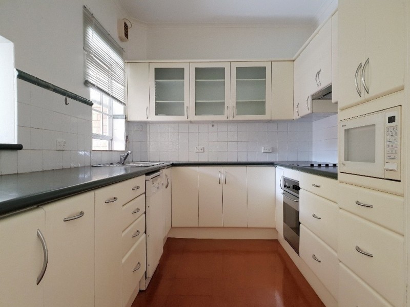 2/15 Gladstone Street, Bexley NSW 2207