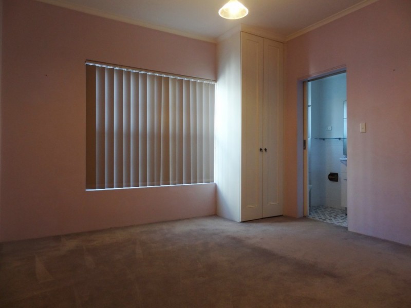 2/15 Gladstone Street, Bexley NSW 2207