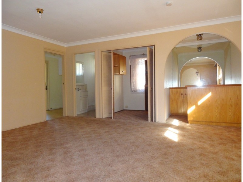 21 Bligh Avenue, Lurnea NSW 2170